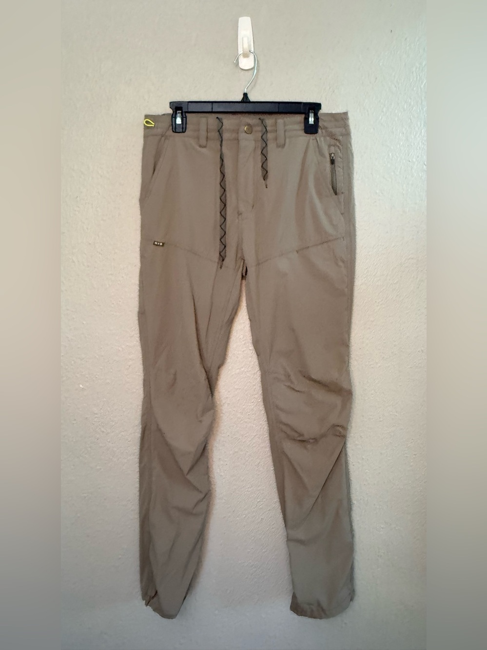 Howler Brothers | Shoalwater Tech Pants | Waist 32” Inseam 32”
